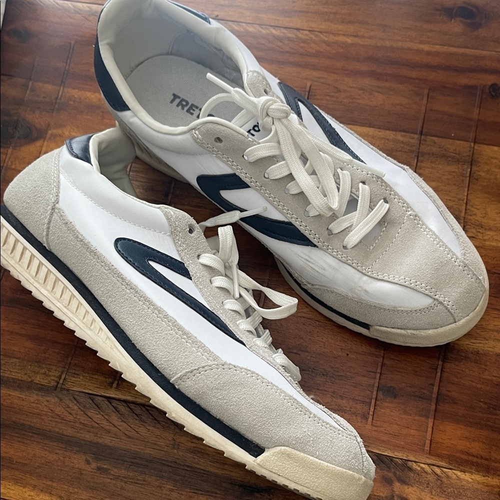 Tretorn Rawlins Suede Shoes Womens Size 9M White Navy Sneakers Blokecore Retro